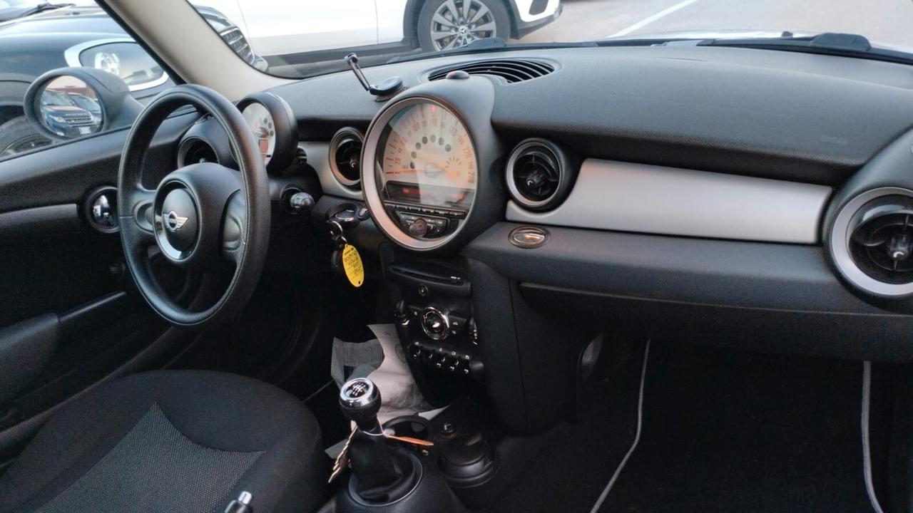 Mini 1.6 16V One D