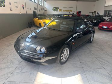 Alfa Romeo GTV Spider 2.0i 16V Twin Spark cat L