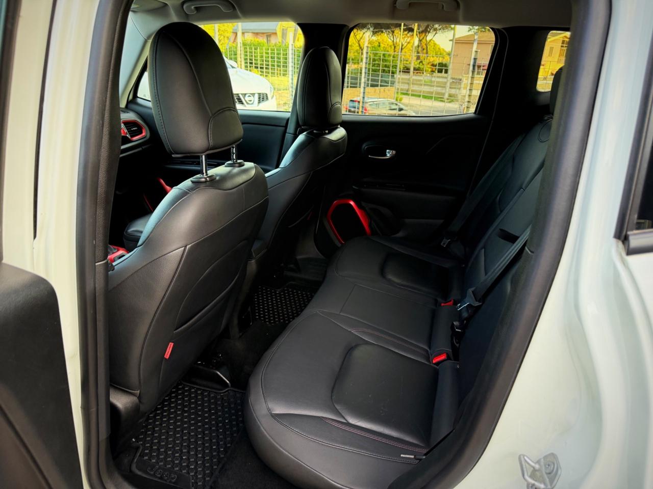 Jeep Renegade 2.0 Mjt 170CV 4WD Active Drive Low Trailhawk