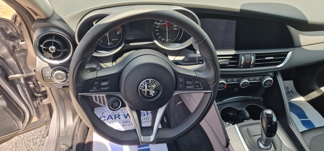 GIULIA 2.2 JTM 180 CV AT8 SPORT EDITION PAERI AL NUOVO