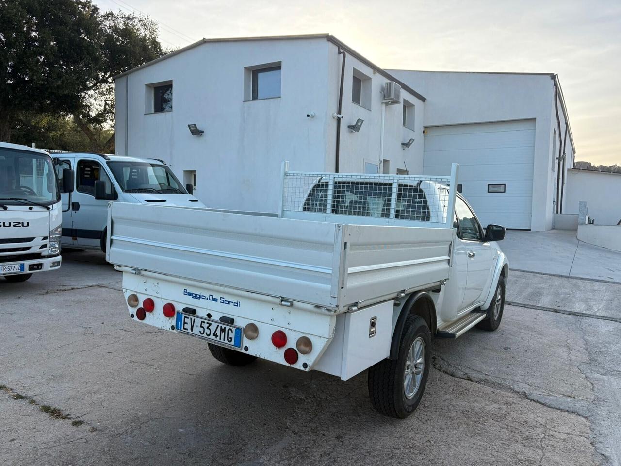 Mitsubishi L200 CLUB CAB 2.5 Did 178 cv