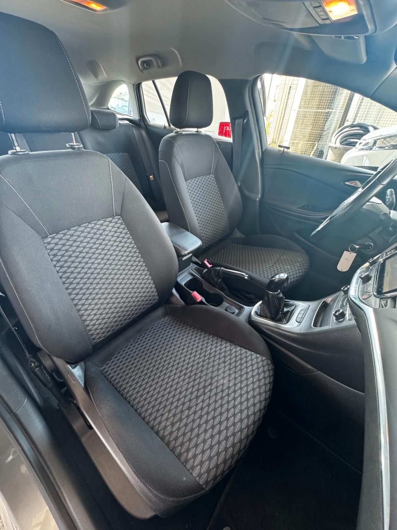 Opel Astra 1.6 CDTi 2016