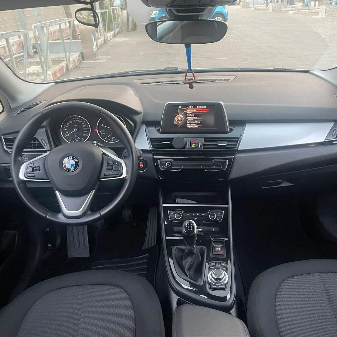 Bmw serie 216d - 116CV