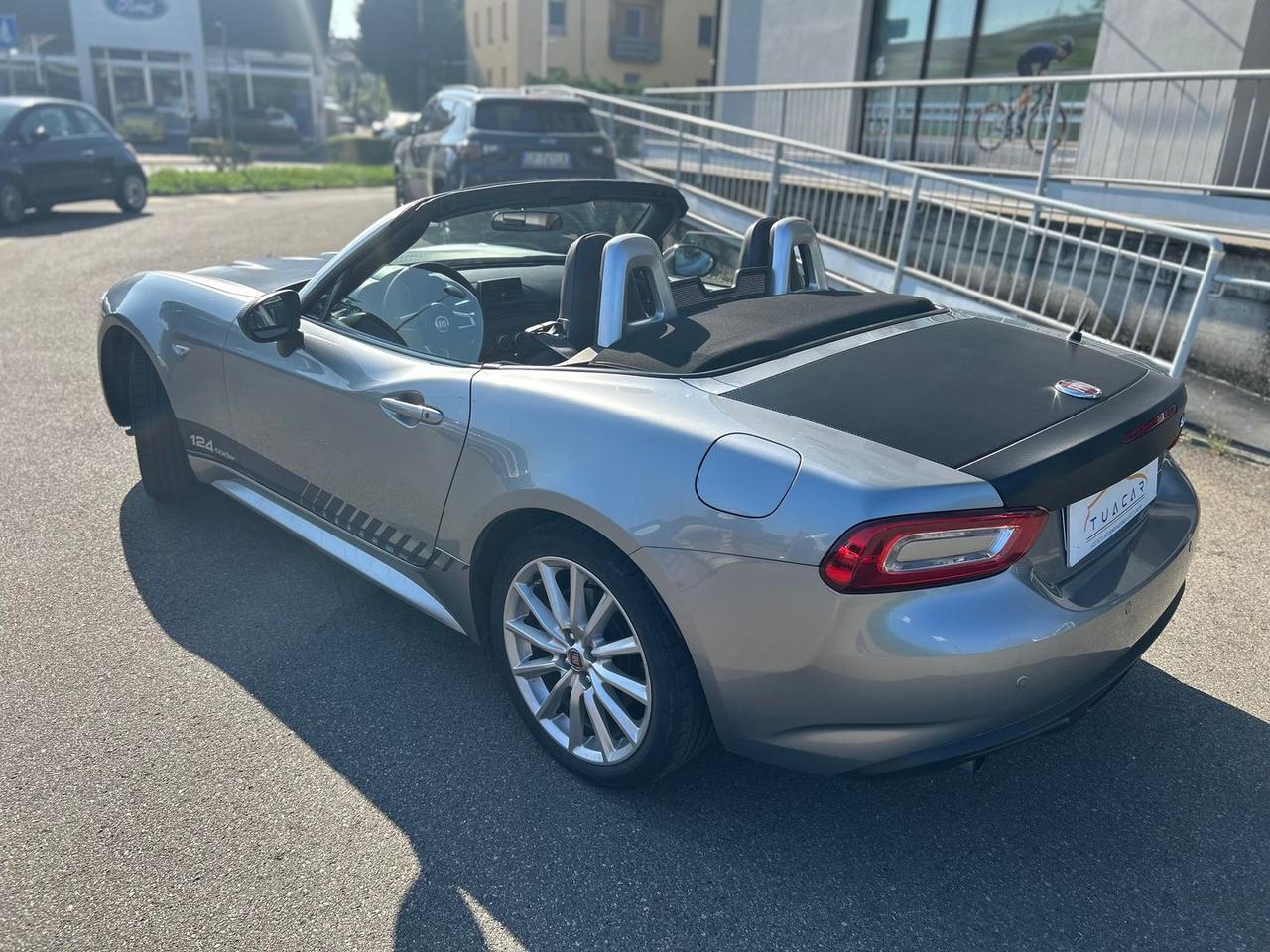 Fiat 124 Spider Lusso 1.4 Multiair Turbo #6928