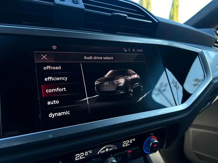 Audi Q3 35 TDI S tronic line edition