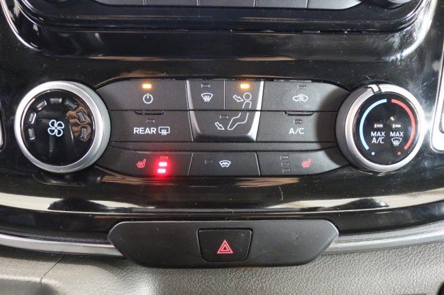 FORD Tourneo Custom 310 2.0 TDCi 170CV aut. PC Titanium