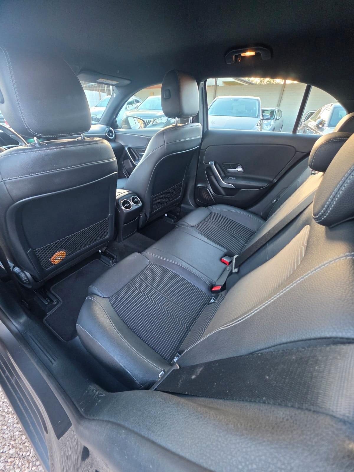 Mercedes-benz A 180 d Automatic Premium