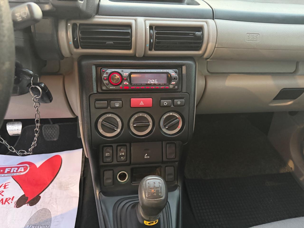 LAND ROVER FREELANDER 2.0 TD4 5 PORTE MY BMW