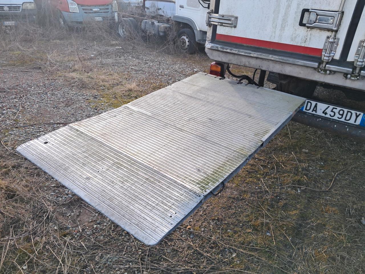 MASCOTTE 65 qli FRIGO E SPONDA