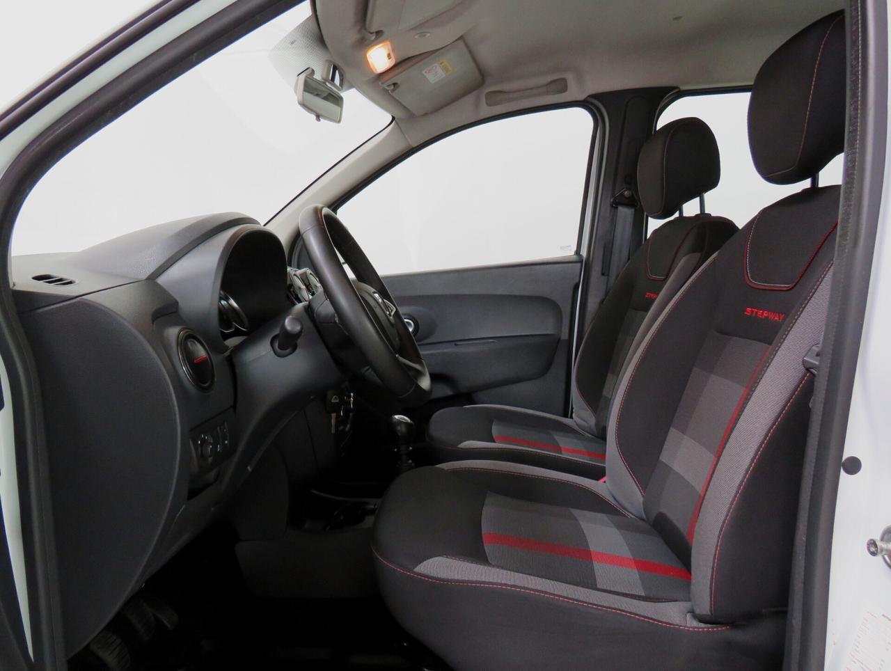 Dacia Lodgy Stepway 1.3 TCe 130CV - 7 posti