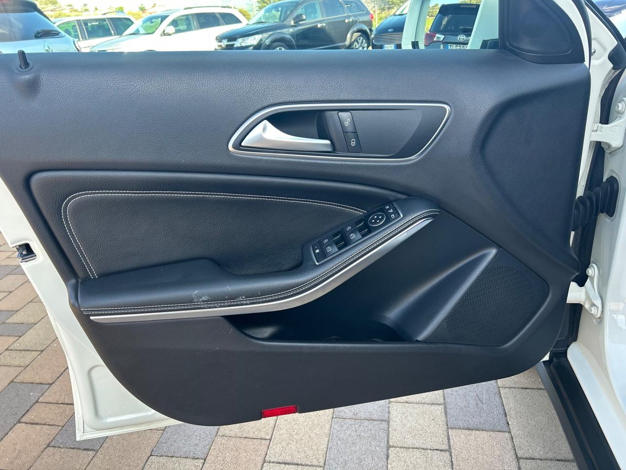 Mercedes-benz GLA 180 d Sport