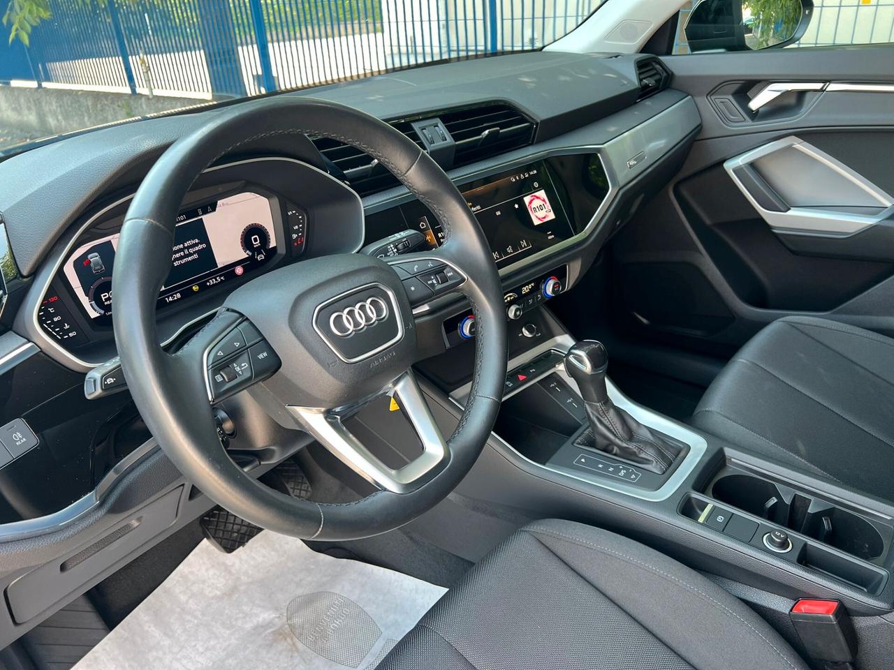 Audi Q3 35 TDI Business Advanced