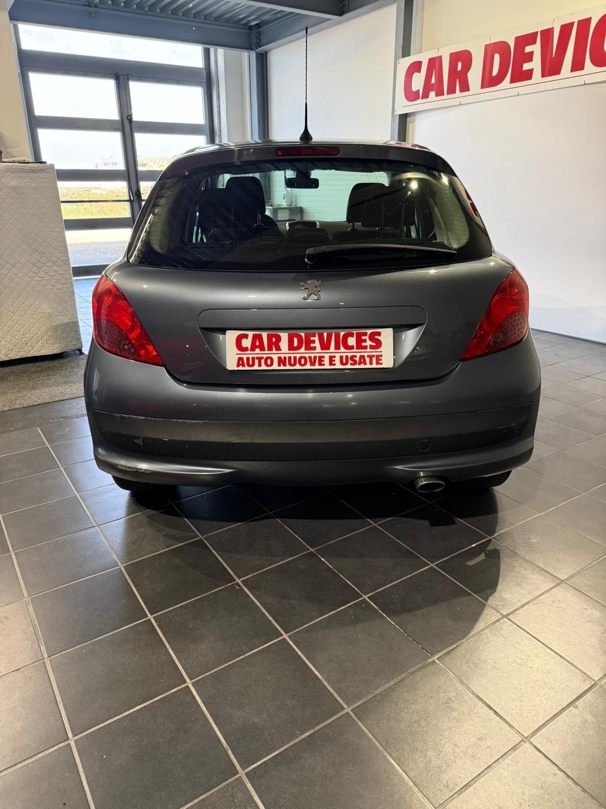 Peugeot 207 1.6 HDi -NEOPATENTATI