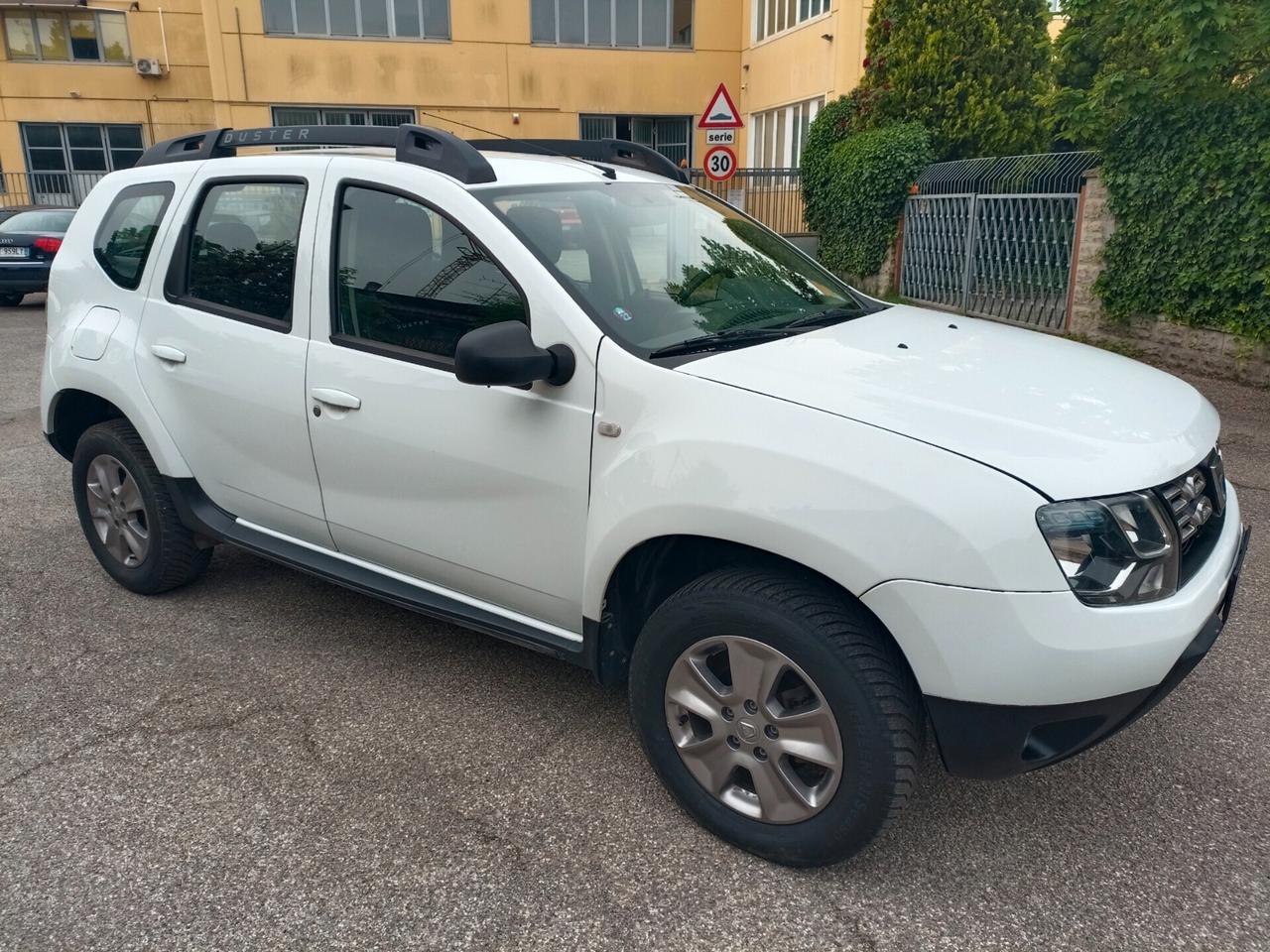 Dacia Duster 1.6 GPL Lauréate