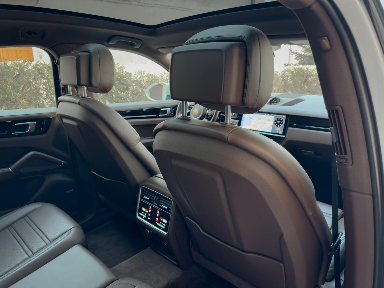 Porsche Cayenne 3.0 V6 340 cv