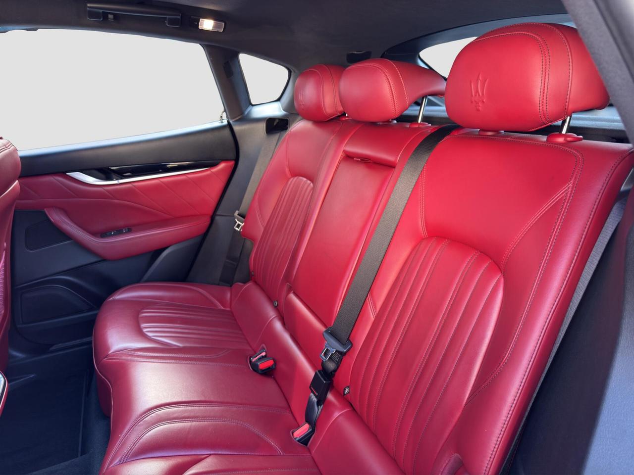 Maserati Levante 3.0 V6 Granlusso 250cv Tetto 2021