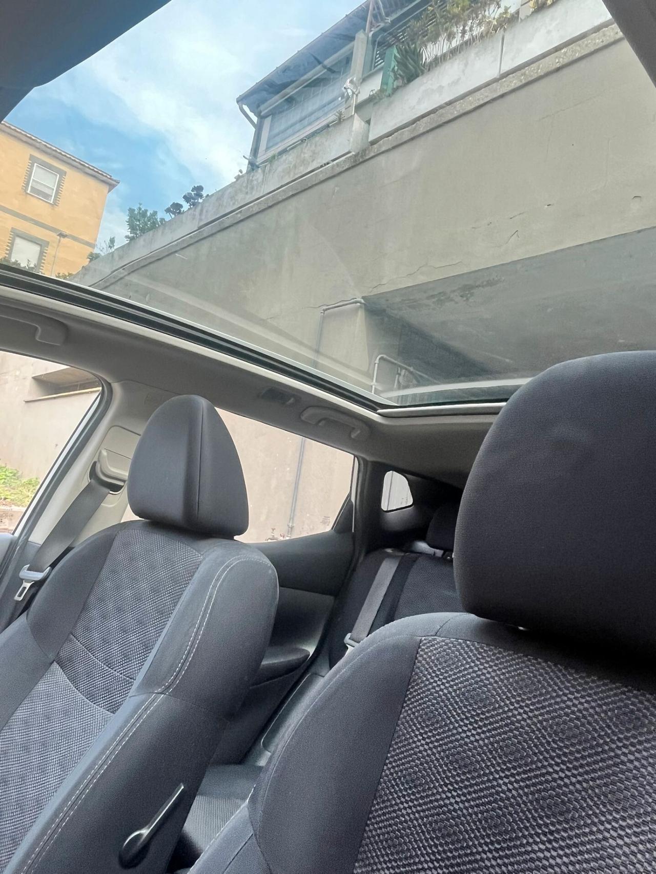Nissan Qashqai 1.6 dCi 2WD Acenta N-CONNECTA