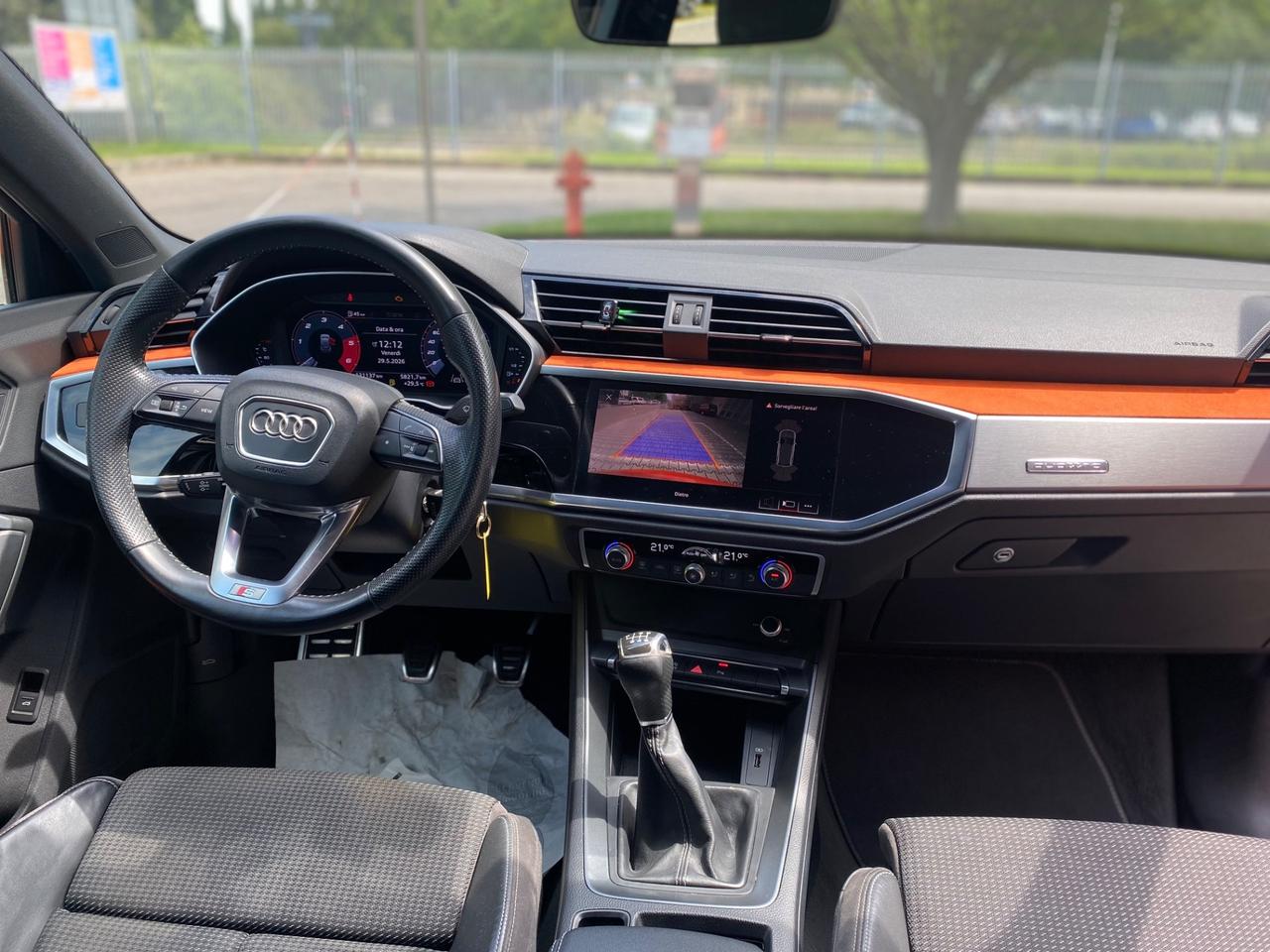 Audi Q3 35 TDI quattro S line edition