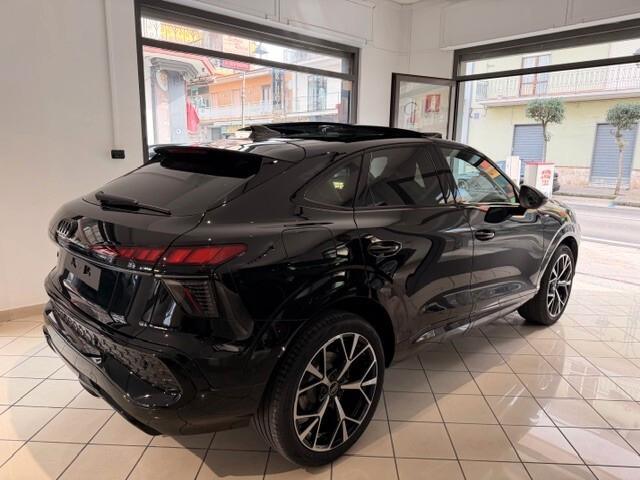 Audi Q3 Sportback Black line 35 TDI S-tronic NEW MODEL