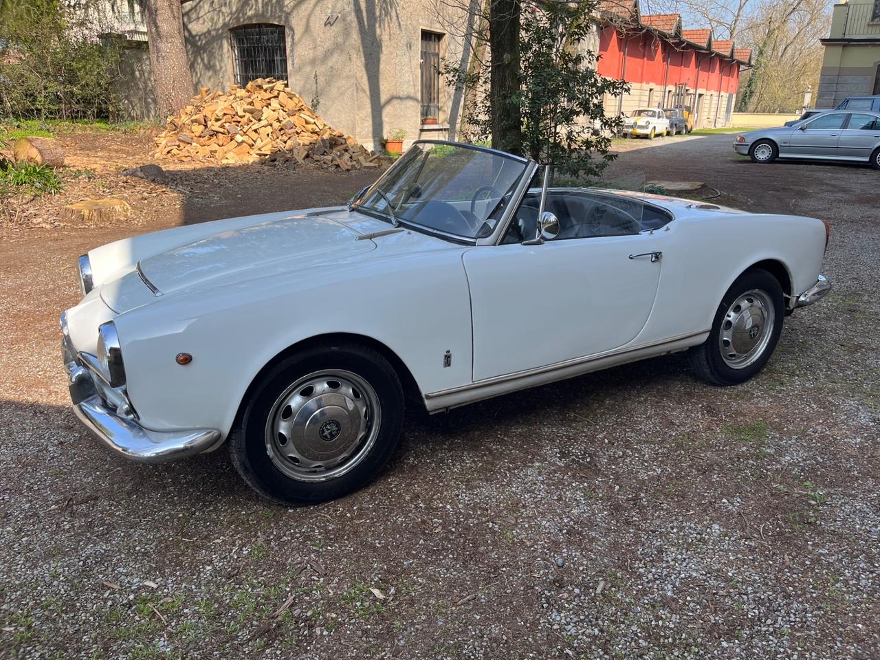 Alfa Romeo Giulia Spider