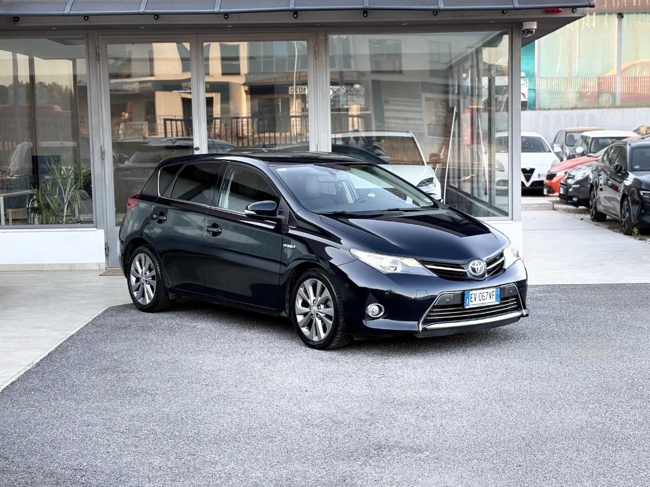 Toyota Auris 1.8 Hybrid 99CV E5 Neo - 2014