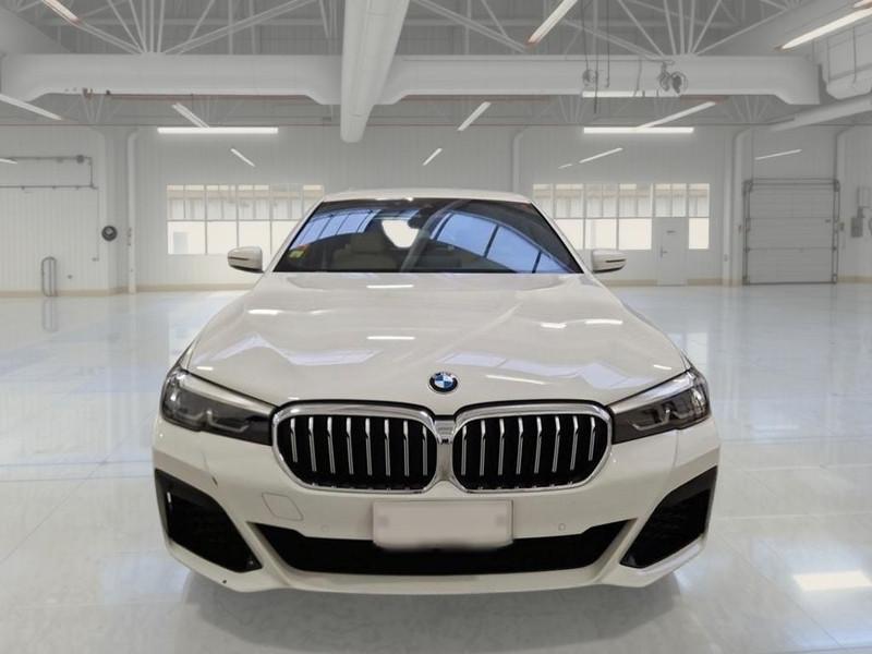 BMW 520 AUT MSPORT MH48V AUTO 4 PORTE BERLINA