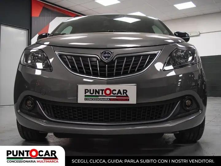 Lancia Ypsilon 1.0 FireFly 5 porte S&S Hybrid Platino