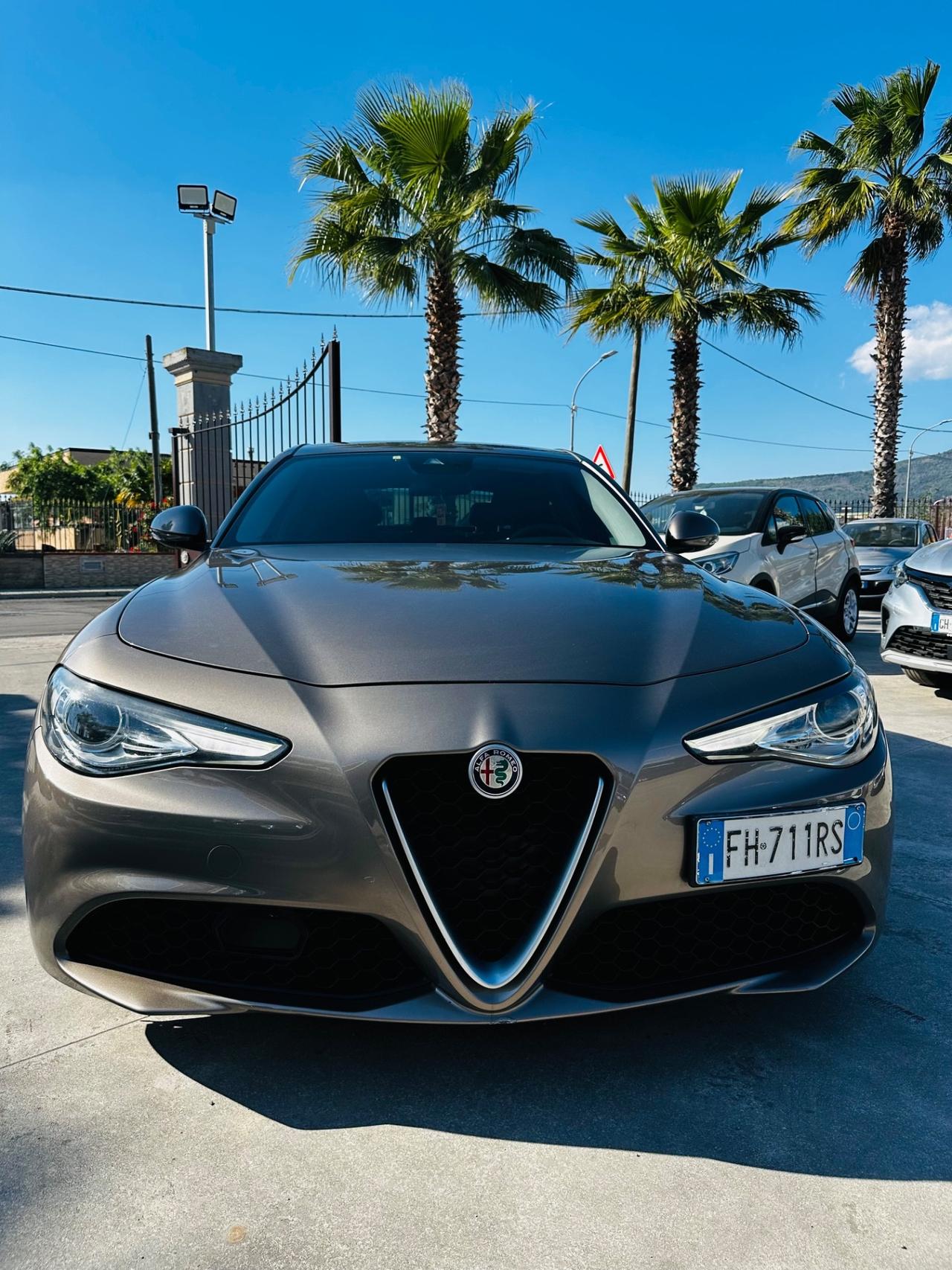 Alfa Romeo Giulia 2.2 Turbodiesel 210 CV AT8 AWD Q4 Veloce