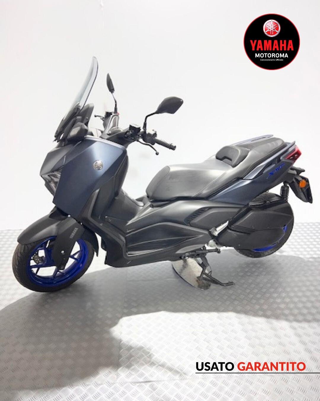 Yamaha X-Max 300