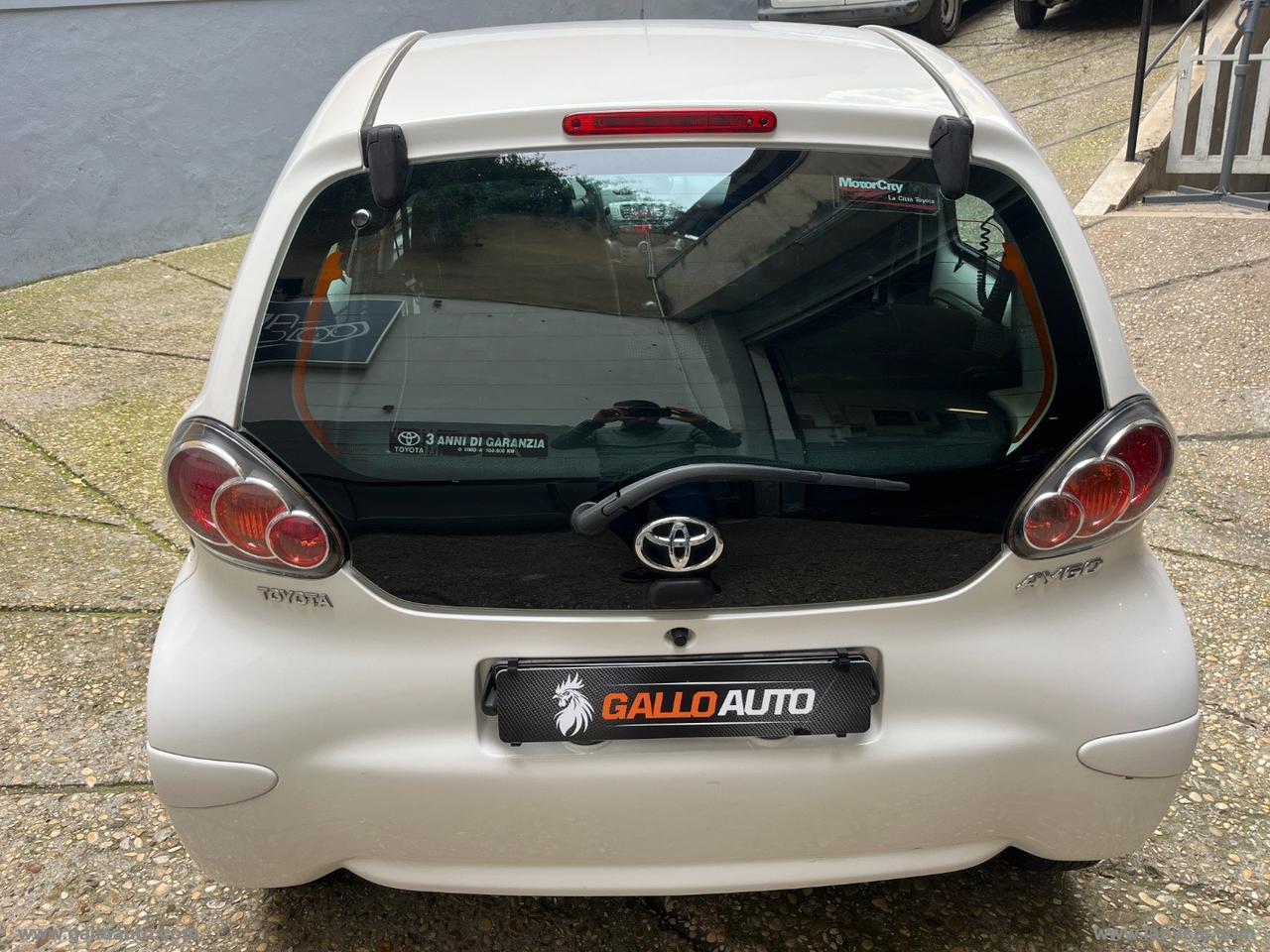 TOYOTA Aygo 1.0 12V VVT-i 5p. Cool Soda Conn.
