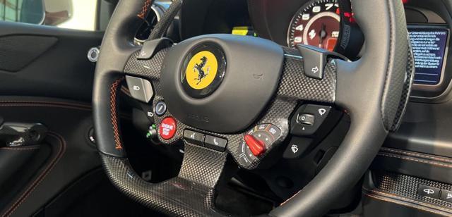 FERRARI F8 Spider "SPEDIZIONE SU RICHIESTA IN TUTTO IL MONDO"