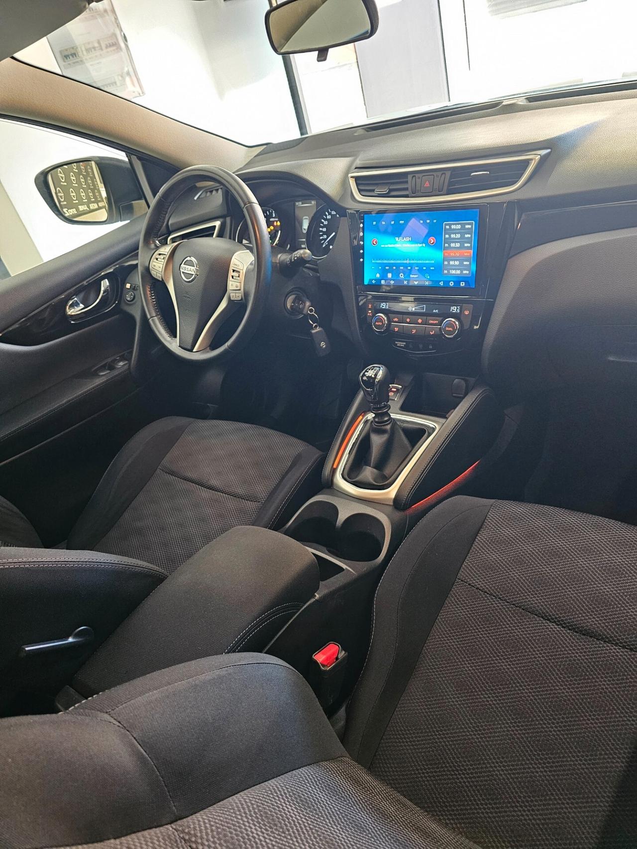 Nissan Qashqai 1.5 dCi N-Connecta