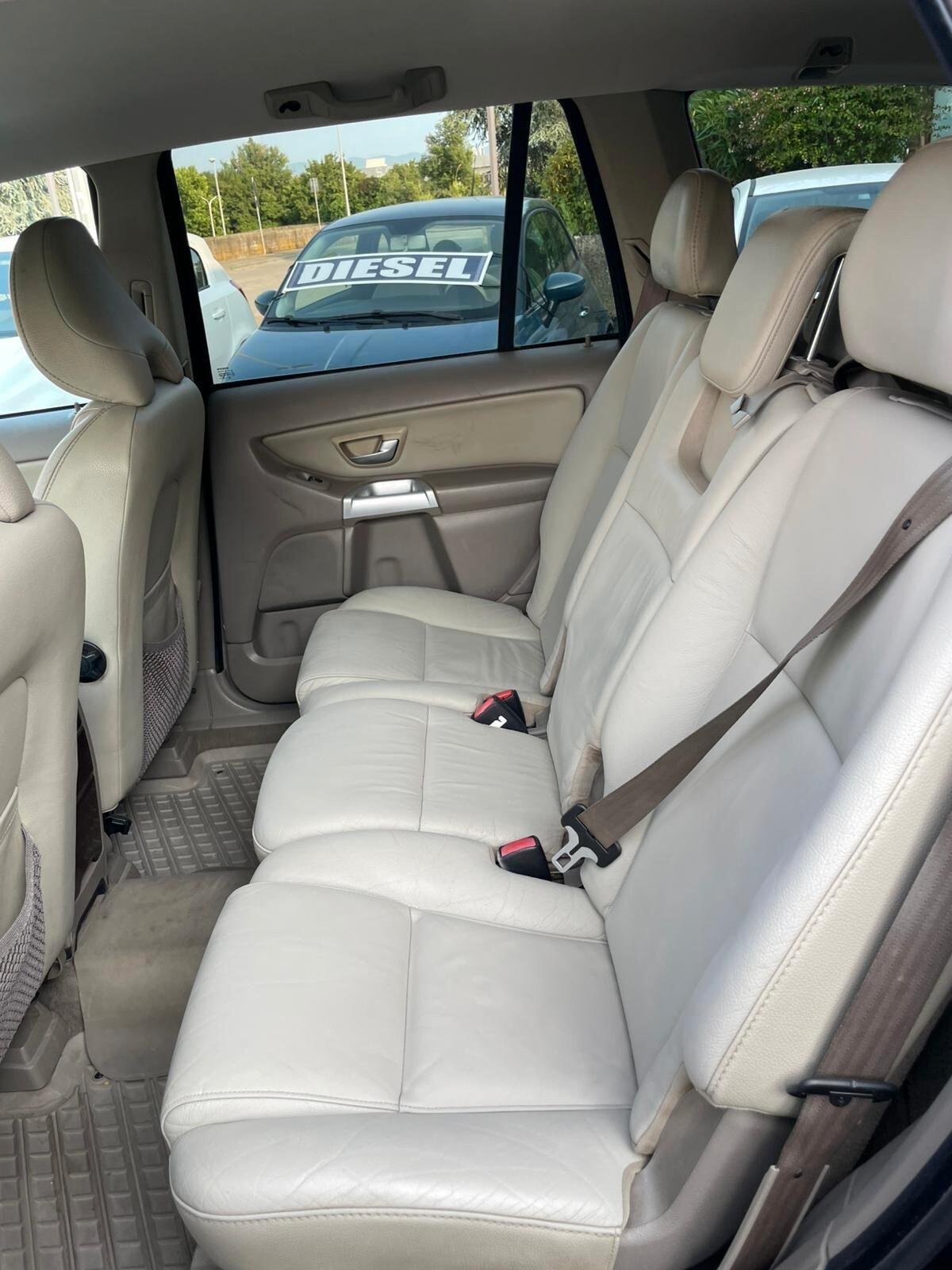 Volvo XC 90 XC90 2.4 D5 185 CV aut. AWD Executive