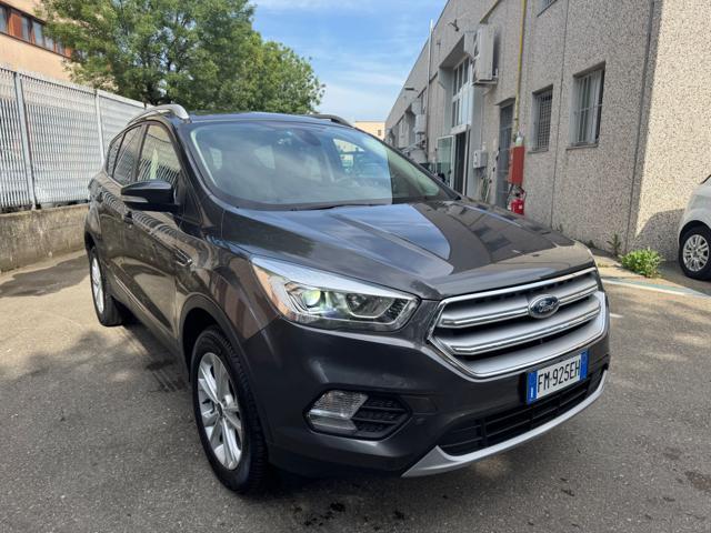 FORD Kuga 1.5 EcoBoost 120 CV 2WD Titanium NAVI+RETR.