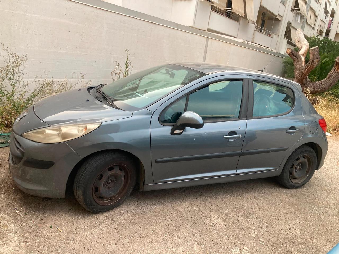 Peugeot 207 1.4 75CV 5 porte GPL
