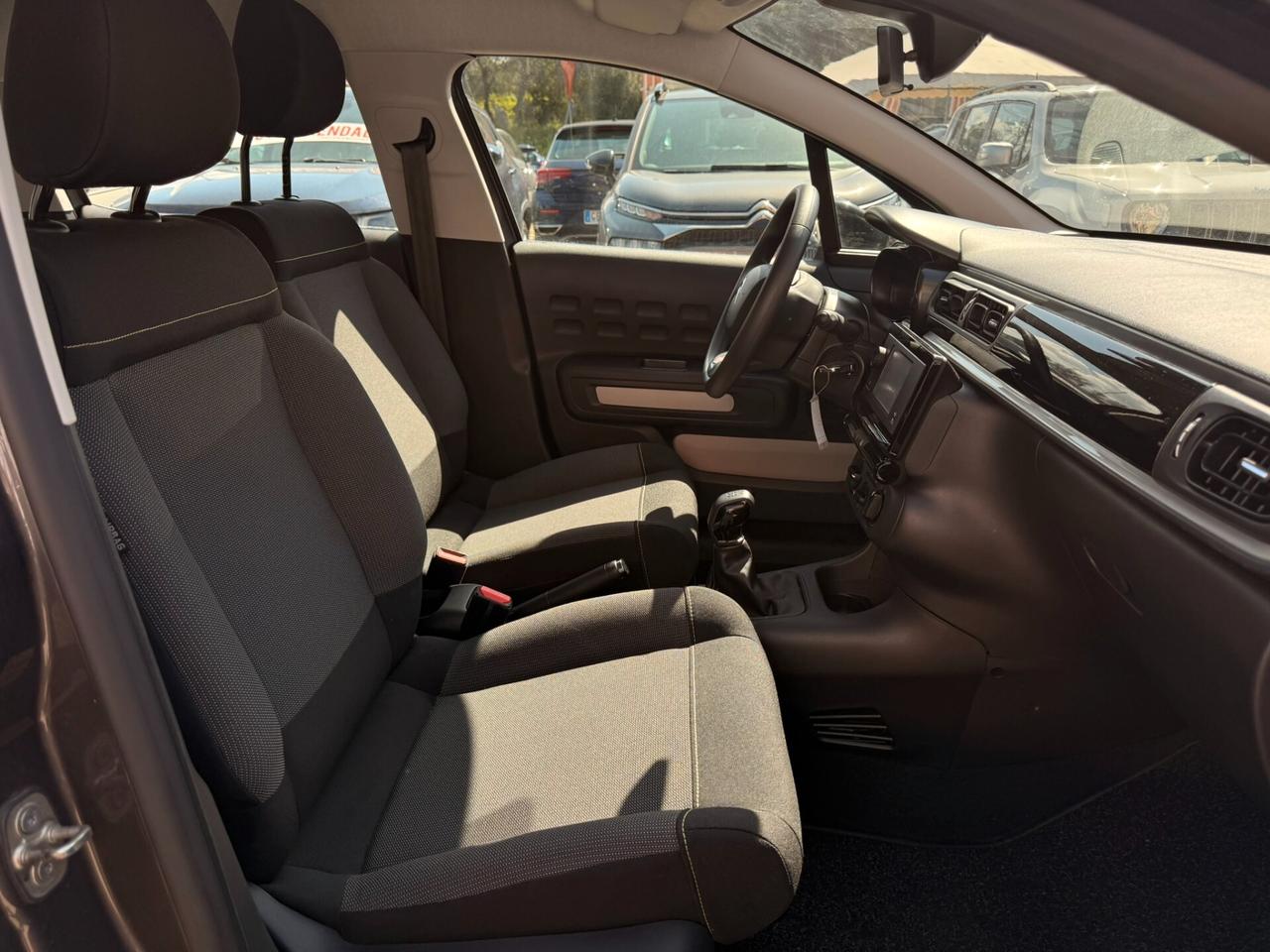 Citroen C3 1.2 Benz. 83CV 21.000KM - 2022