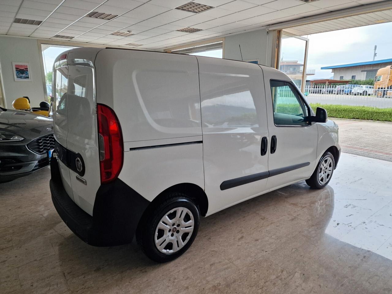 Fiat Doblo 1600 Mjet 3 Posti