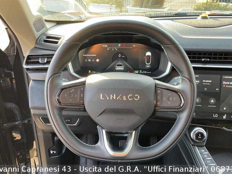 Lynk & Co 01 01 PHEV