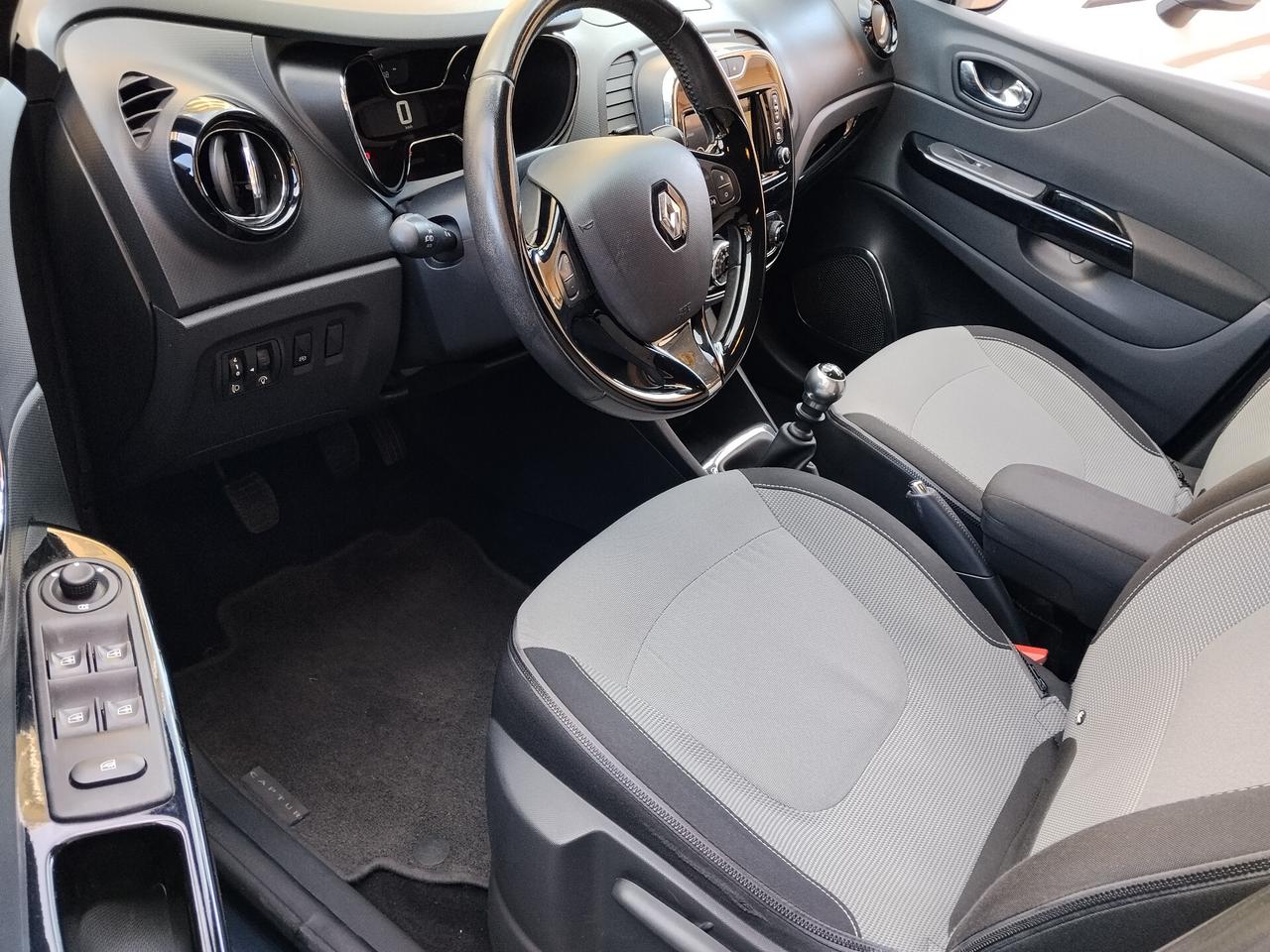 Renault Captur 1.5 diesel 110 CV full optional
