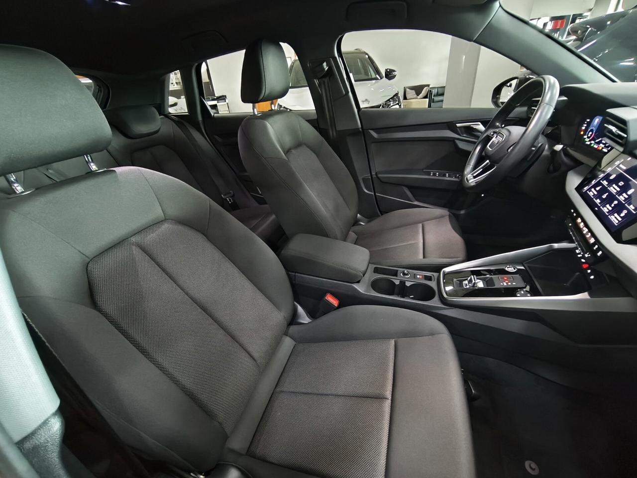 Audi A3 SPB 40 TFSI e S tronic identity Black plug-in