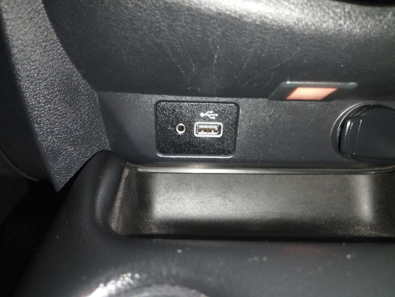 Nissan Juke 1.0 DIG-T 114 CV N-Connecta