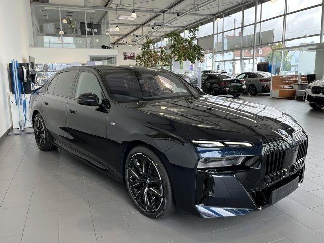 Bmw Seleziona BMW 740d Xdrive