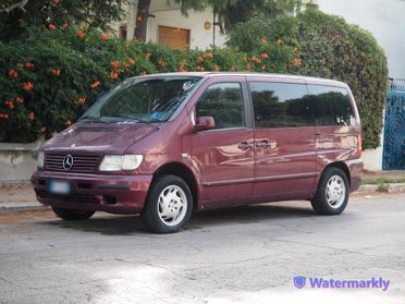 Mercedes-benz V 220 CDI •7 Posti•