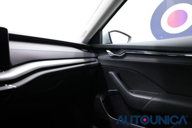 SKODA Octavia 1.0 E-TEC DSG WAGON STYLE FARI LED AUTOMATICA
