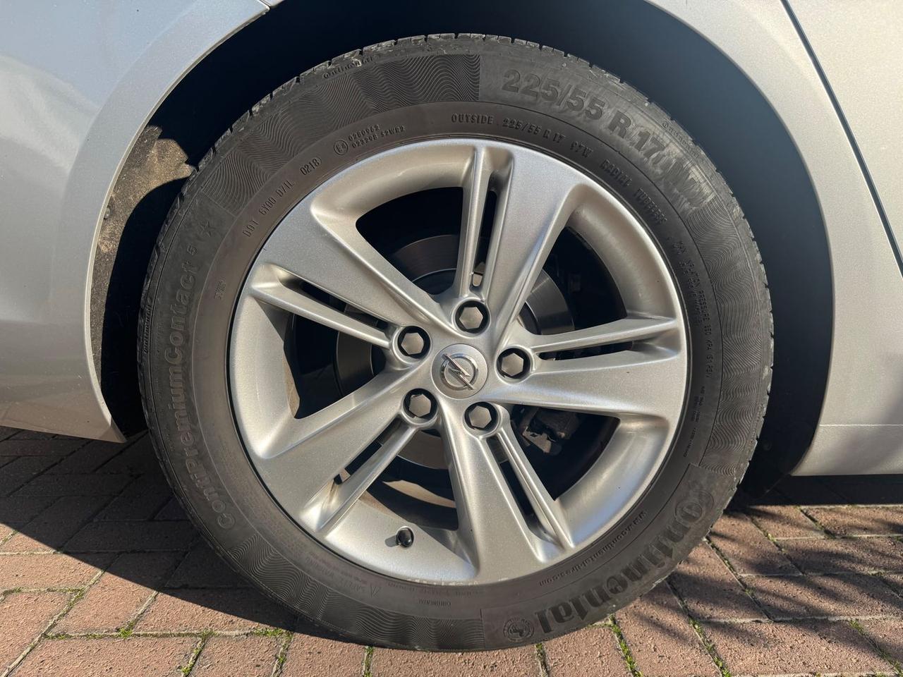 Opel Insignia Innovation 1.6 #9960