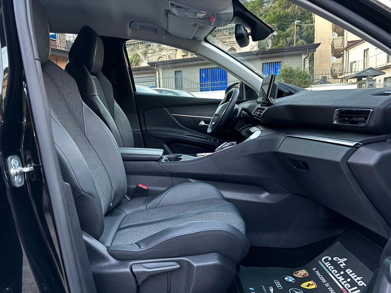 Peugeot 3008 BlueHDi 130 S&S EAT8 Allure Pack FULL LED MY 22