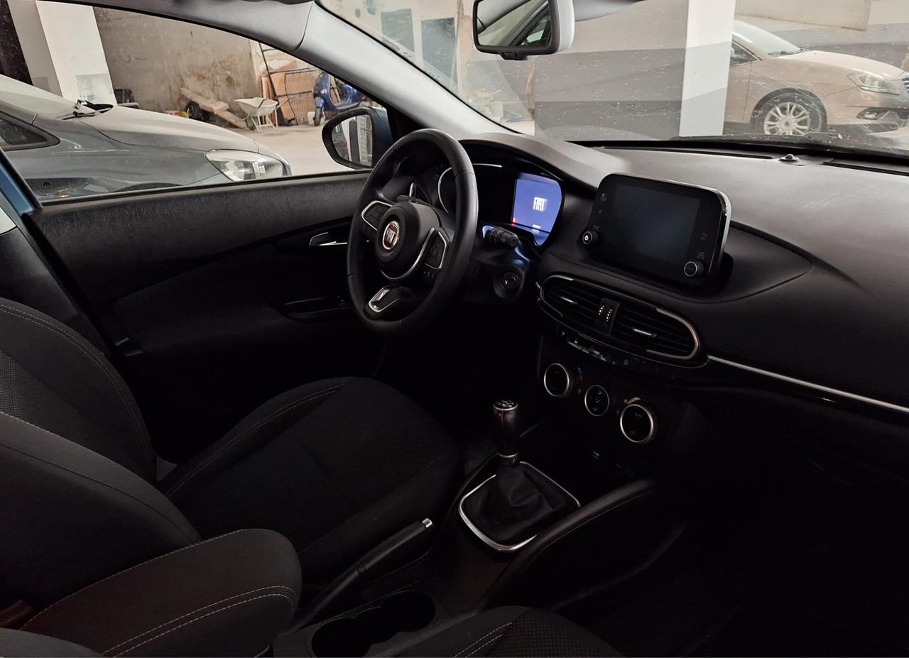 Fiat Tipo Multijet SW Model year 2022