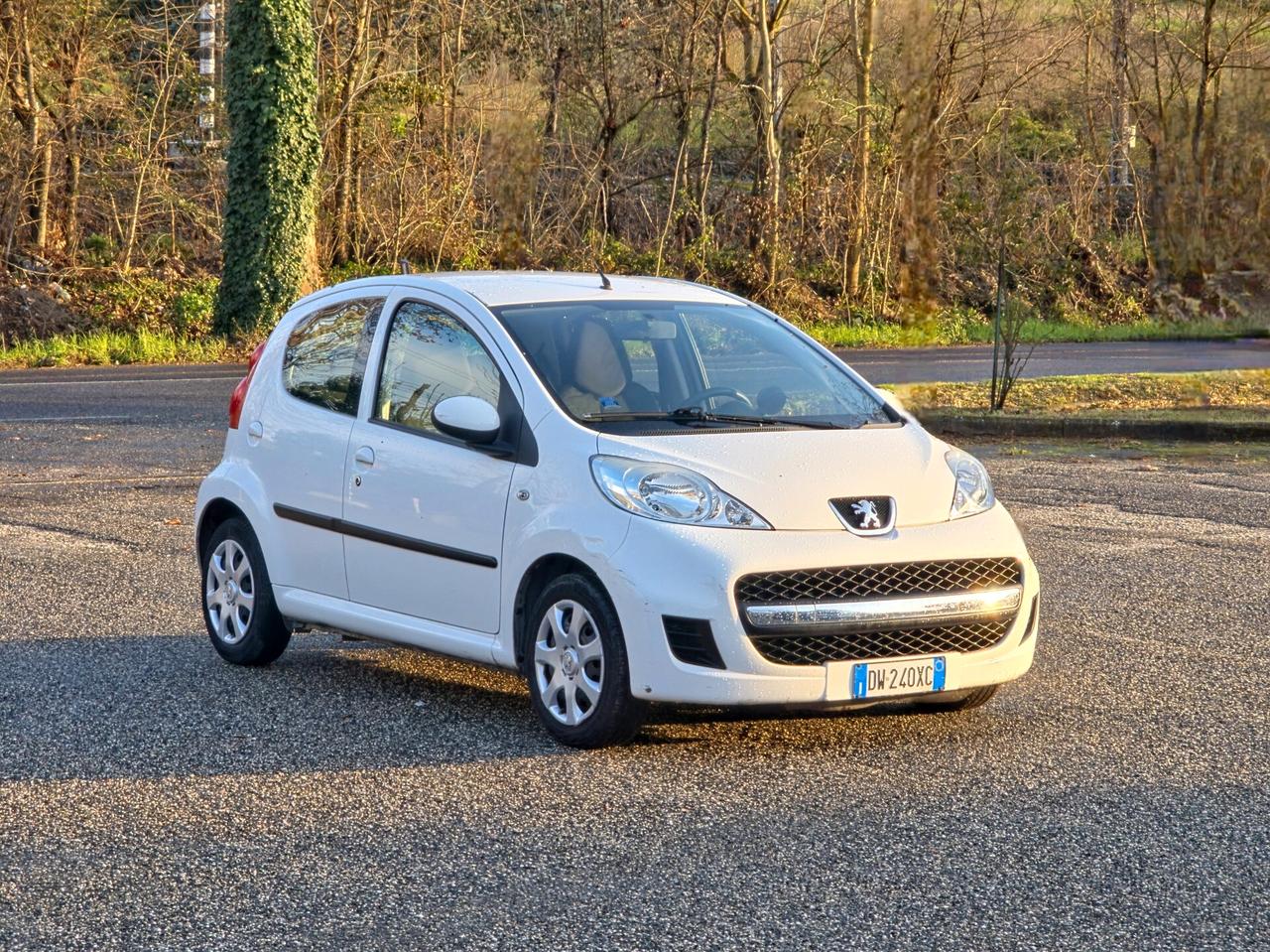 Peugeot 107 1.0 68CV 5p. Sweet Years 2009-E4 Manuale NEO