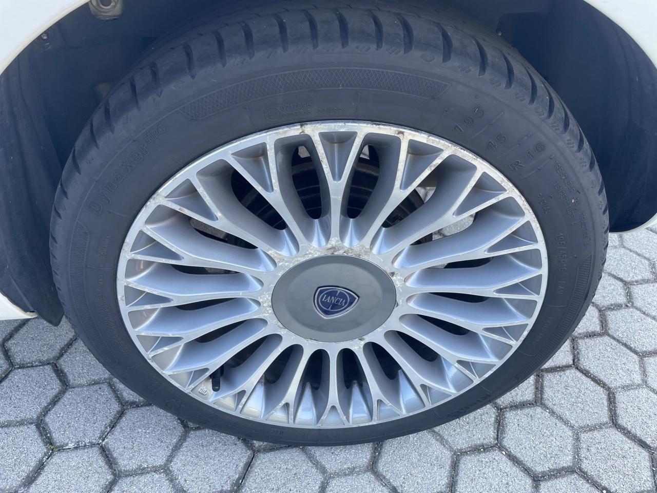 Lancia Ypsilon 1.3 MJT 16V 95 CV 5 porte S&S Platinum