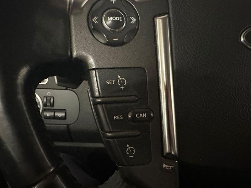 Land Rover Discovery 4 3.0 TDV6 211CV SE 7 POSTI